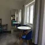 Apartament Koffi 16 *